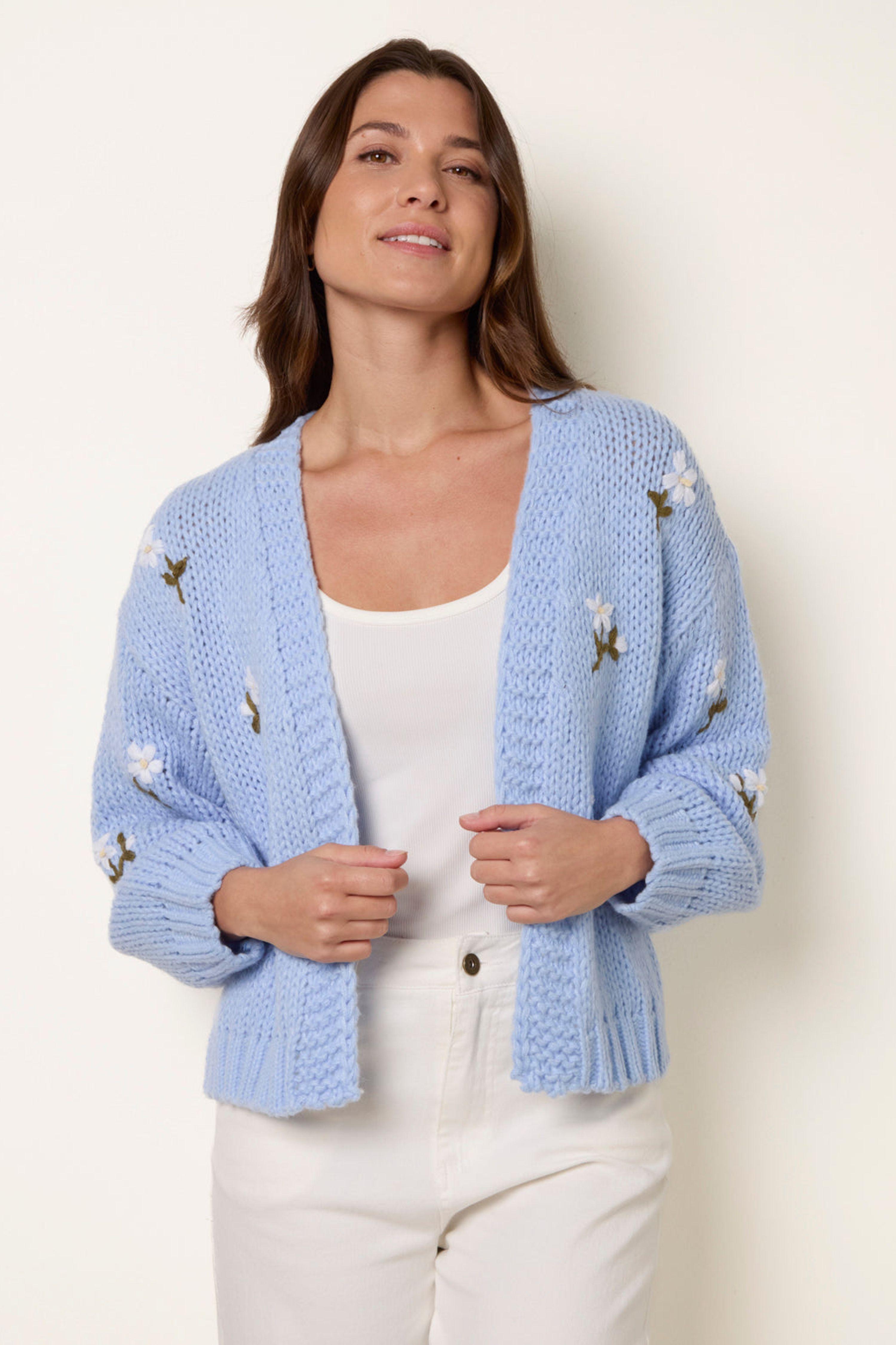 Blue Flower Embroidery Detailed Cardigan by BLUE VANILLA
