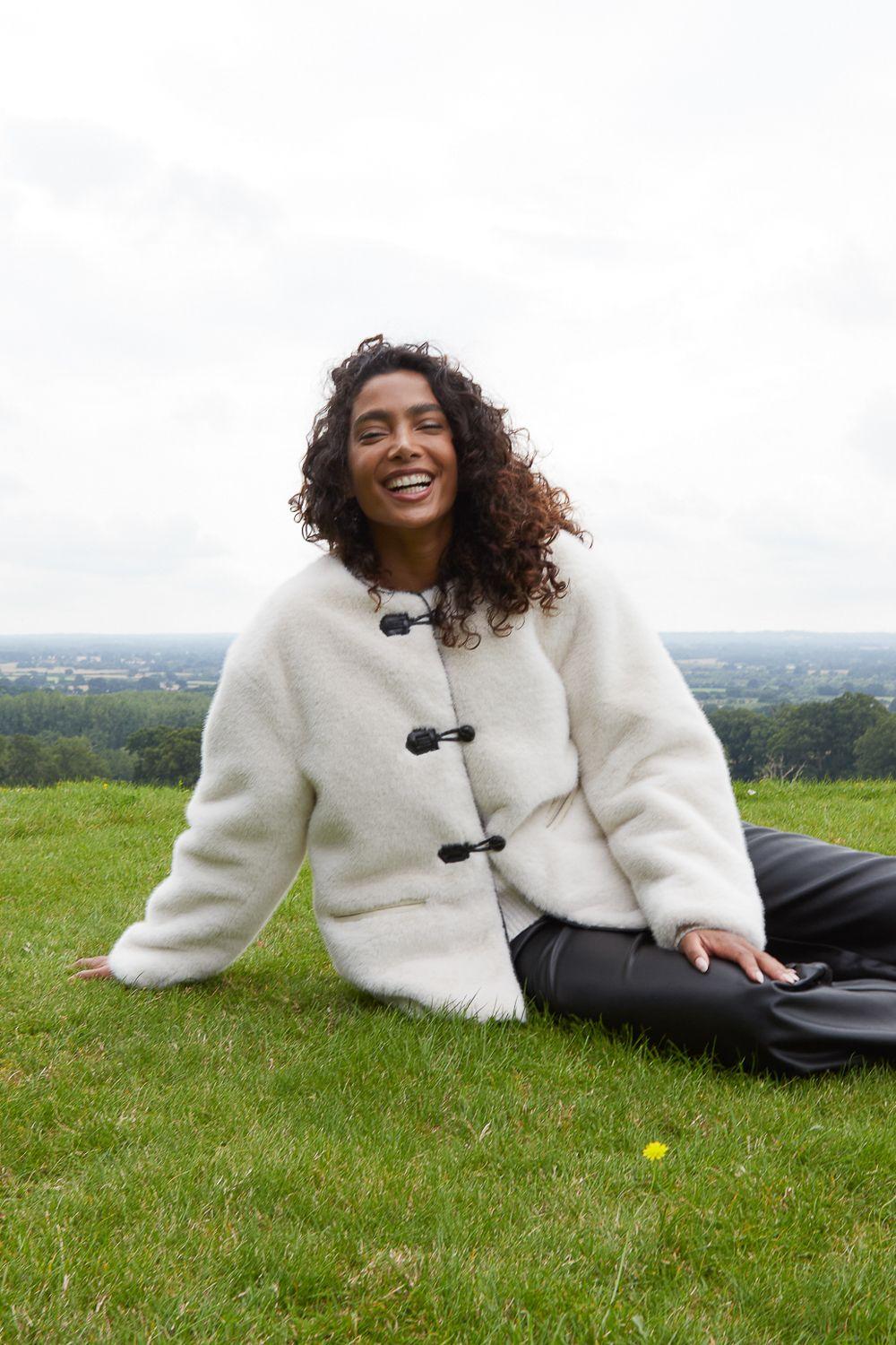 Collarless Toggle Detail Fur Jacket by BLUE VANILLA