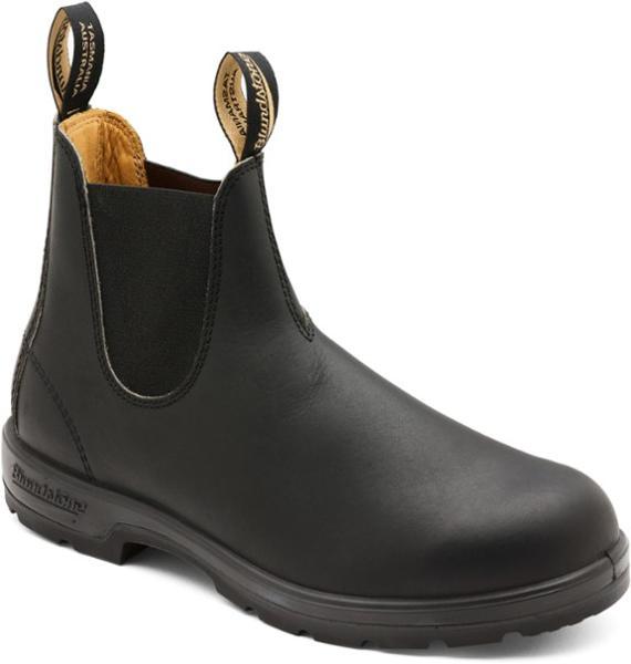 Classic Chelsea Boots by BLUNDSTONE