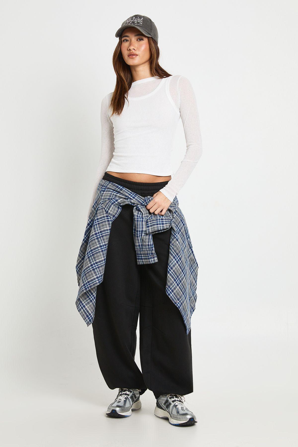 Barrel Leg Jogger by BOOHOO