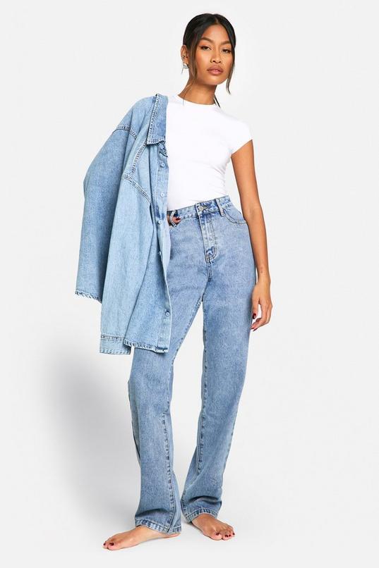 Basic High Waist Straight Leg Jean by BOOHOO