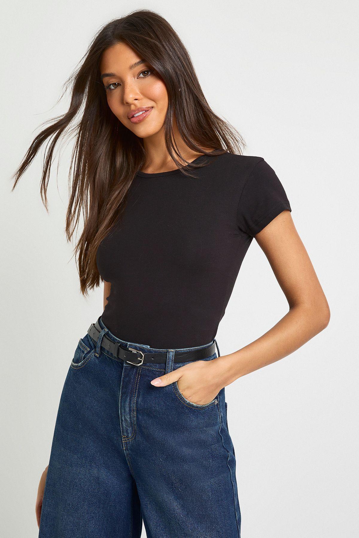 Basic Short Sleeve Crew Neck Bodysuit by BOOHOO