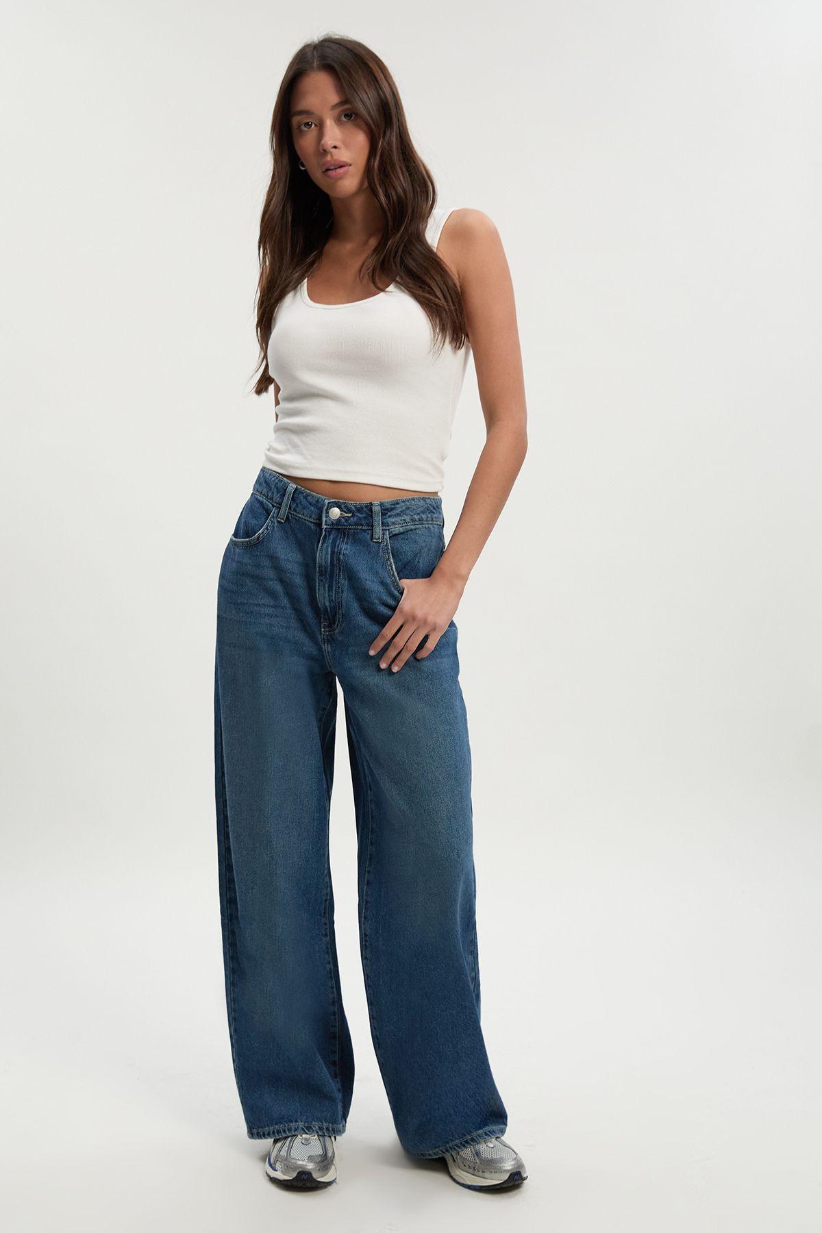 Basics High Waist Wide Leg Jean by BOOHOO