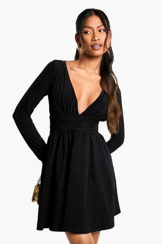Bengaline and Slinky Mix Plunge Mini Dress by BOOHOO