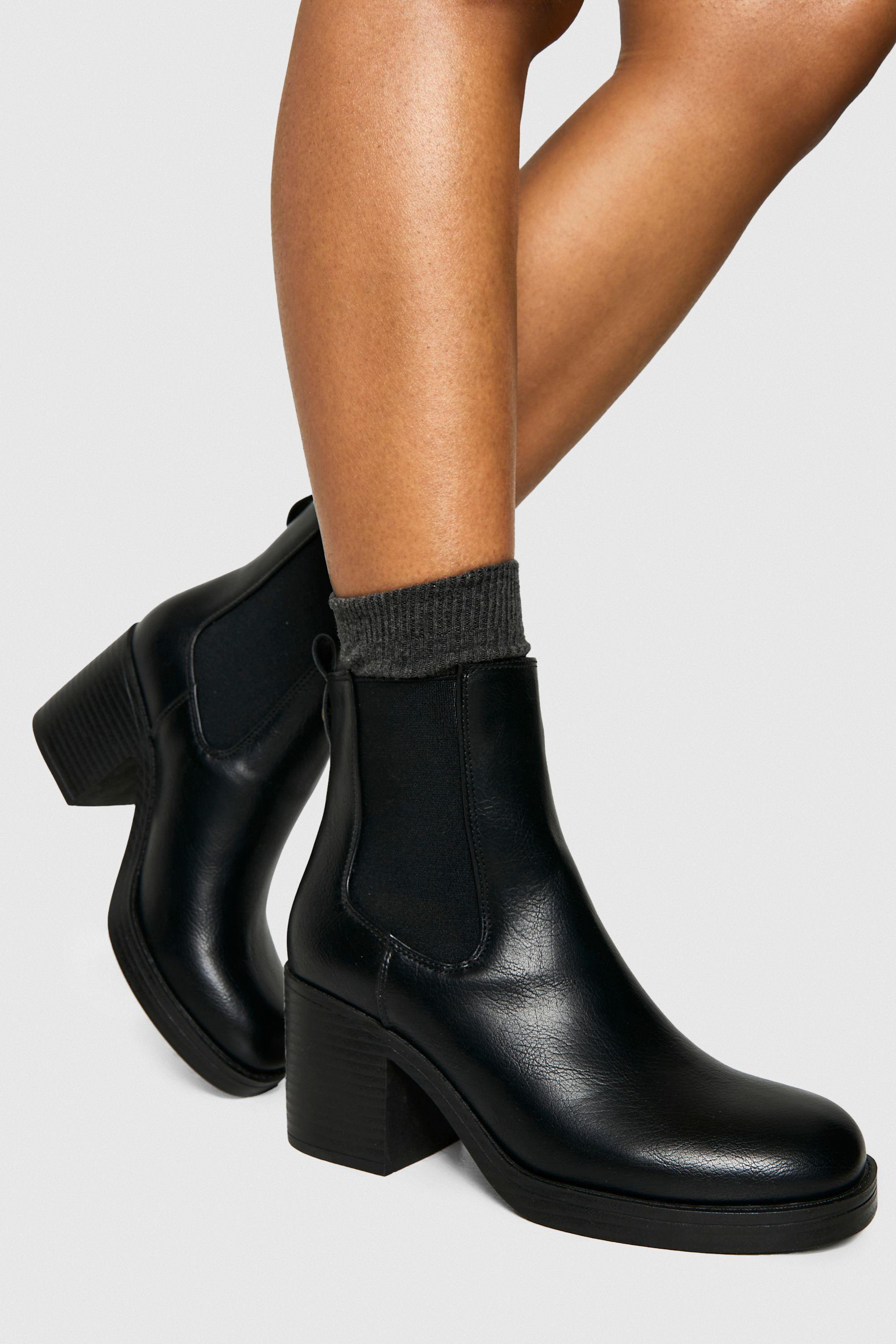 Block Heeled Elastic Panel Chelsea Boots by BOOHOO
