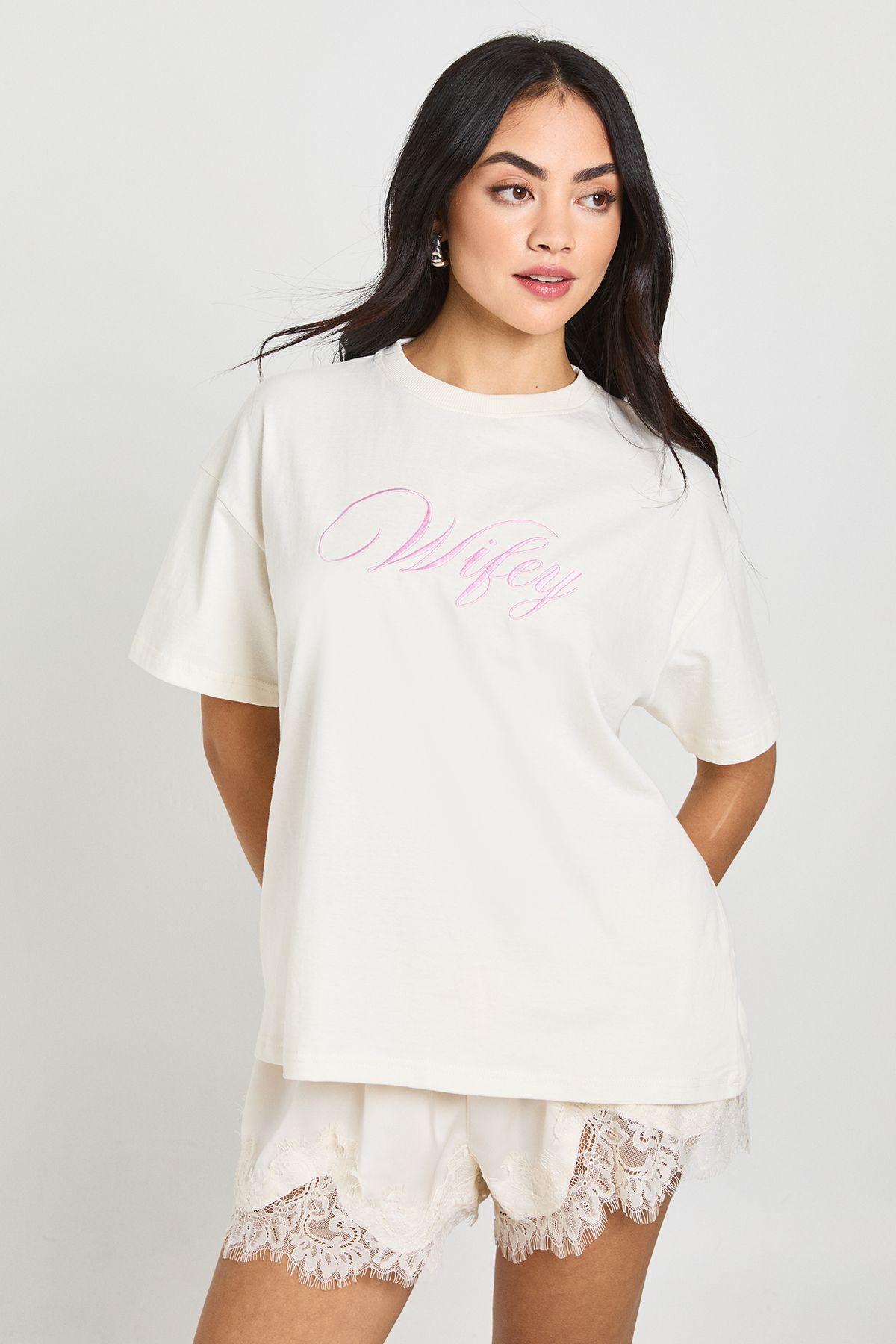 Bridal Wifey Club Oversized T-Shirt by BOOHOO