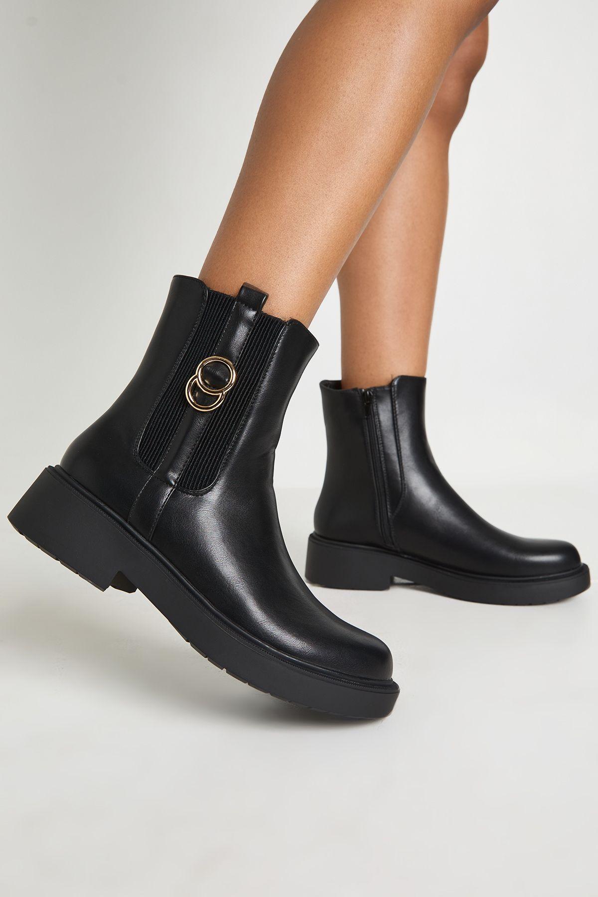Buckle Detail Chunky Chelsea Boots by BOOHOO