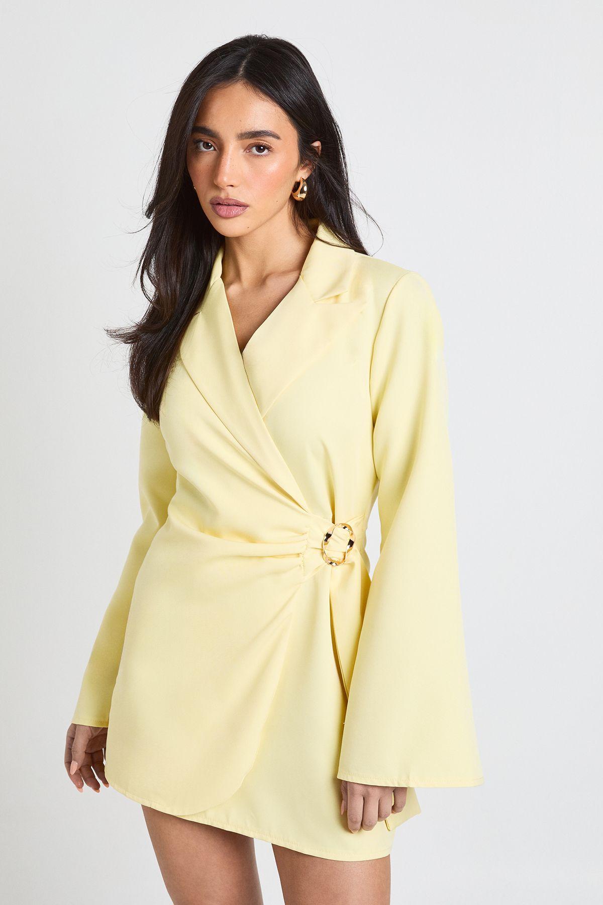 Buckle Detail Tie Waist Tailored Blazer Dress by BOOHOO