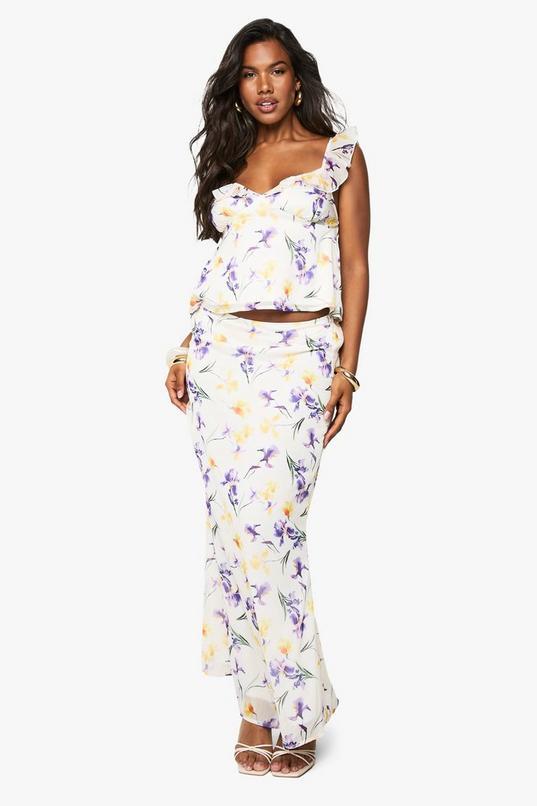 Chiffon Floral Print Maxi Skirt by BOOHOO