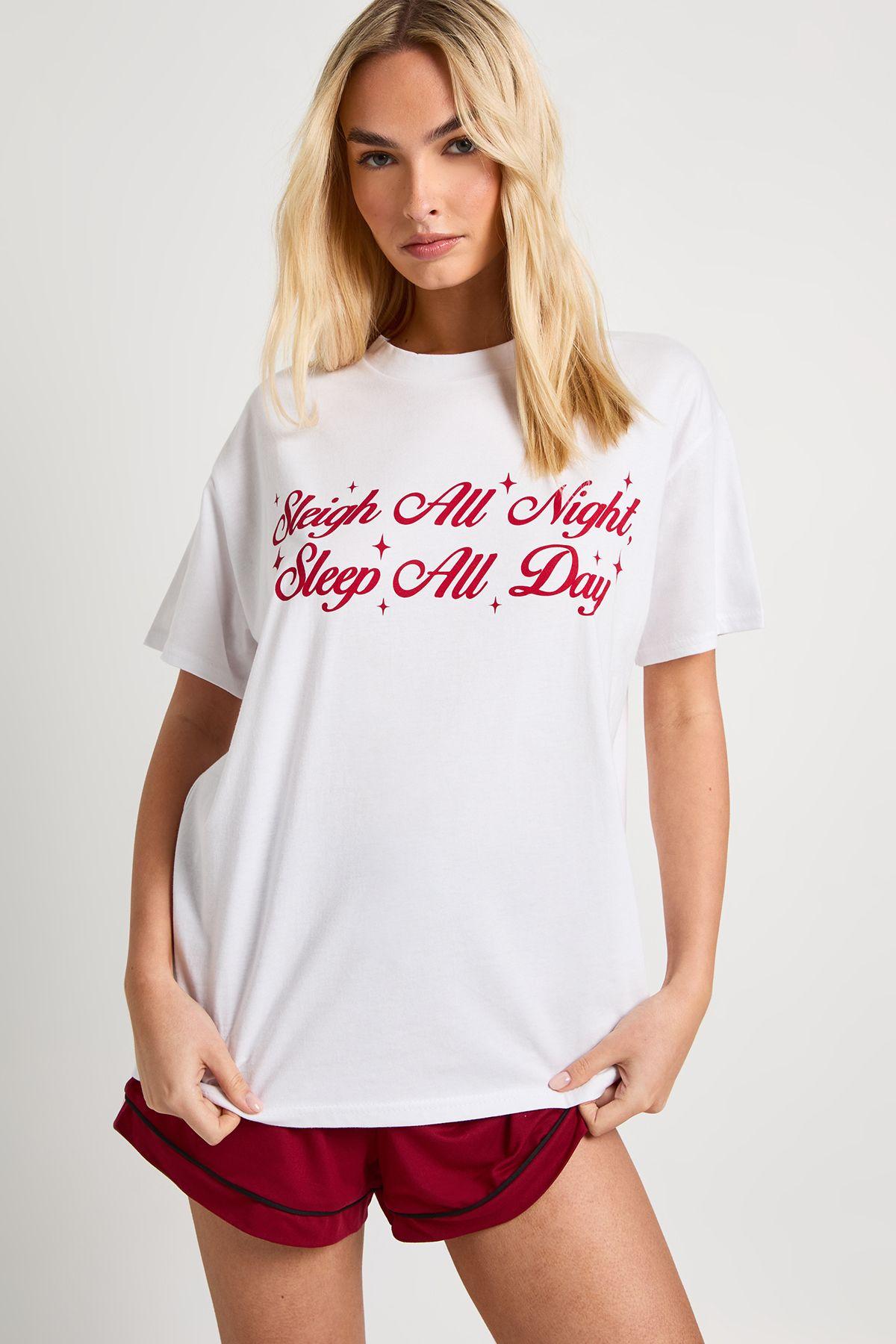 Christmas 'Sleigh All Day' Oversized Sleep T-Shirt by BOOHOO