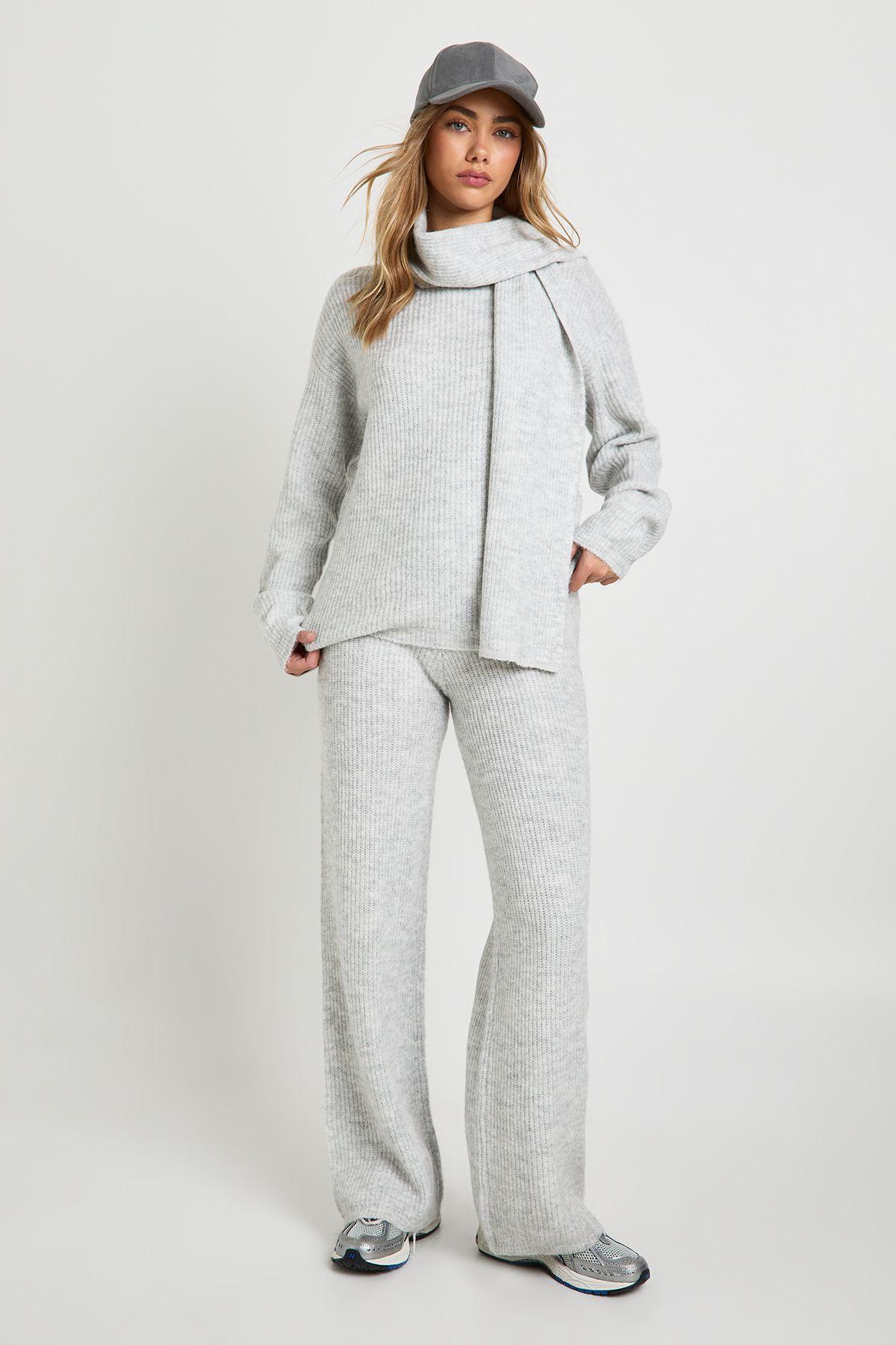 Chunky Knit Crew Neck Jumper, Wide Leg Trouser and Knitted Scarf 3 Piece Set by BOOHOO Chunky Knit Crew Neck Jumper, Wide Leg Trouser and Knitted Scarf 3 Piece Set by BOOHOO