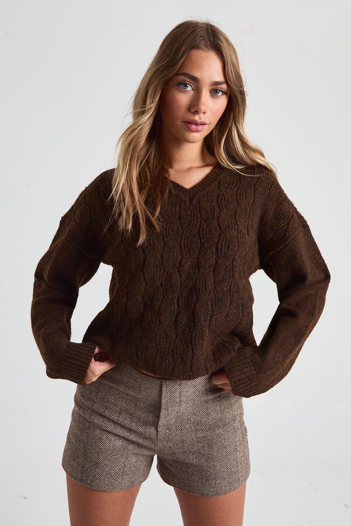 Chunky Knit V Neck Cable Knit Jumper by BOOHOO