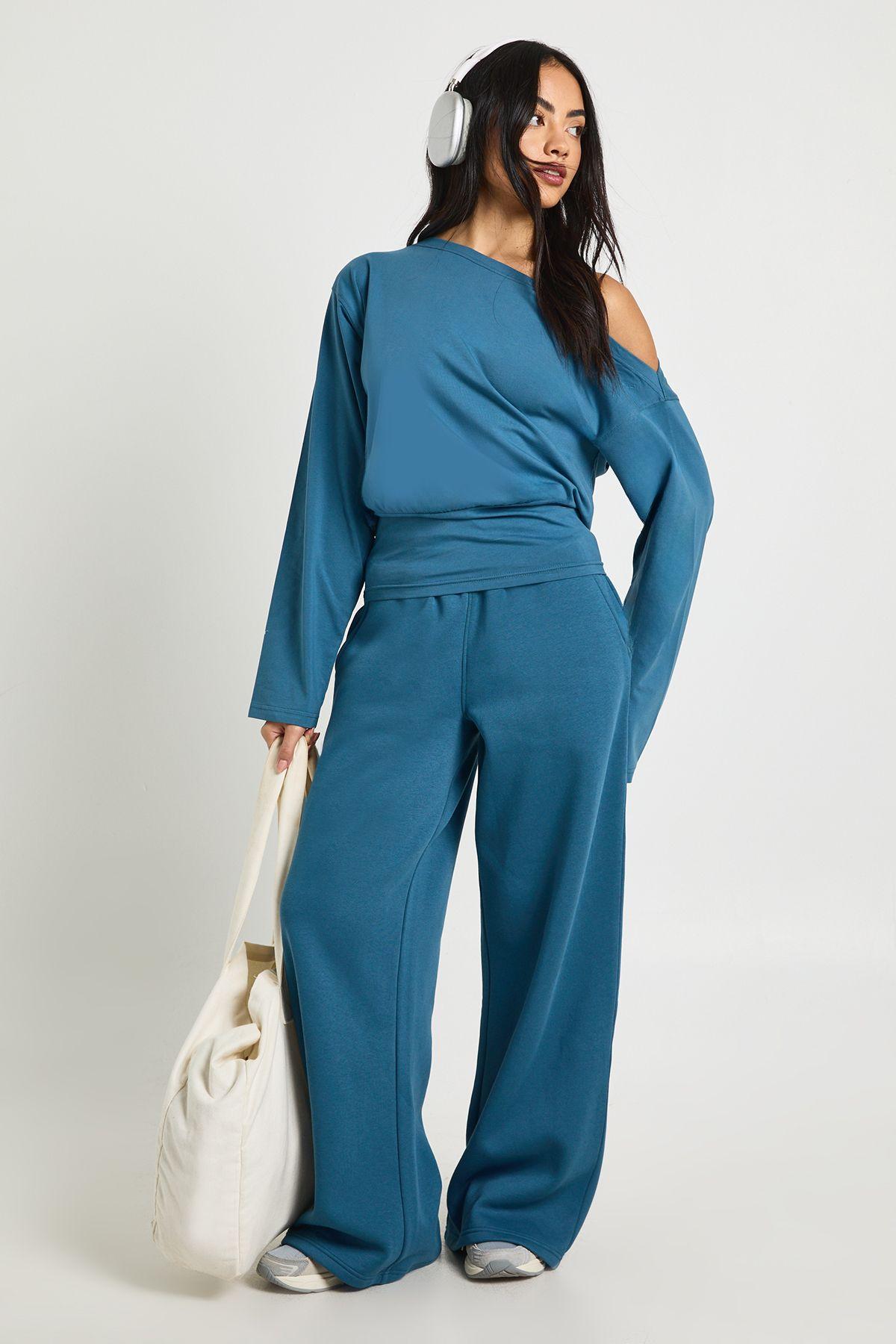 Cinched Waist Off Shoulder Straight Leg Tracksuit by BOOHOO