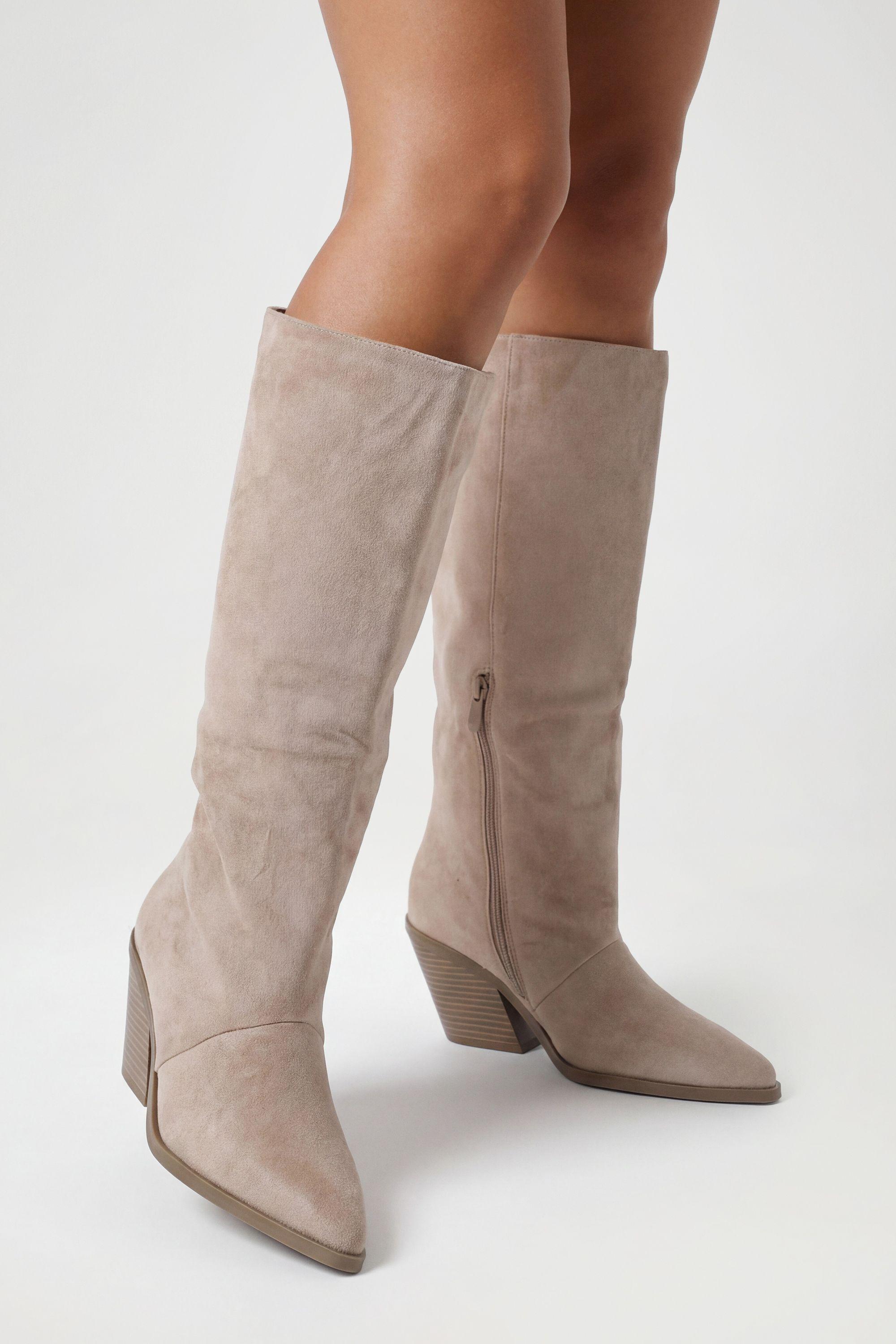 Column Western Cowboy Boots by BOOHOO