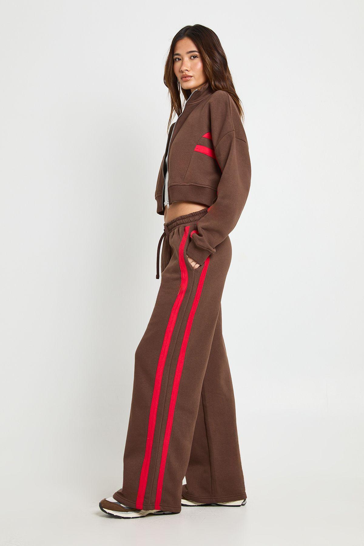 Contrast Striped Funnel Neck Tracksuit by BOOHOO