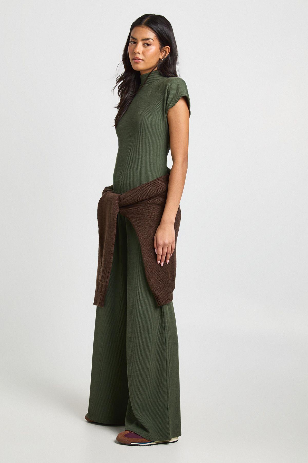 Crinkle Textured High Neck Cap Sleeve Trouser Co ord by BOOHOO