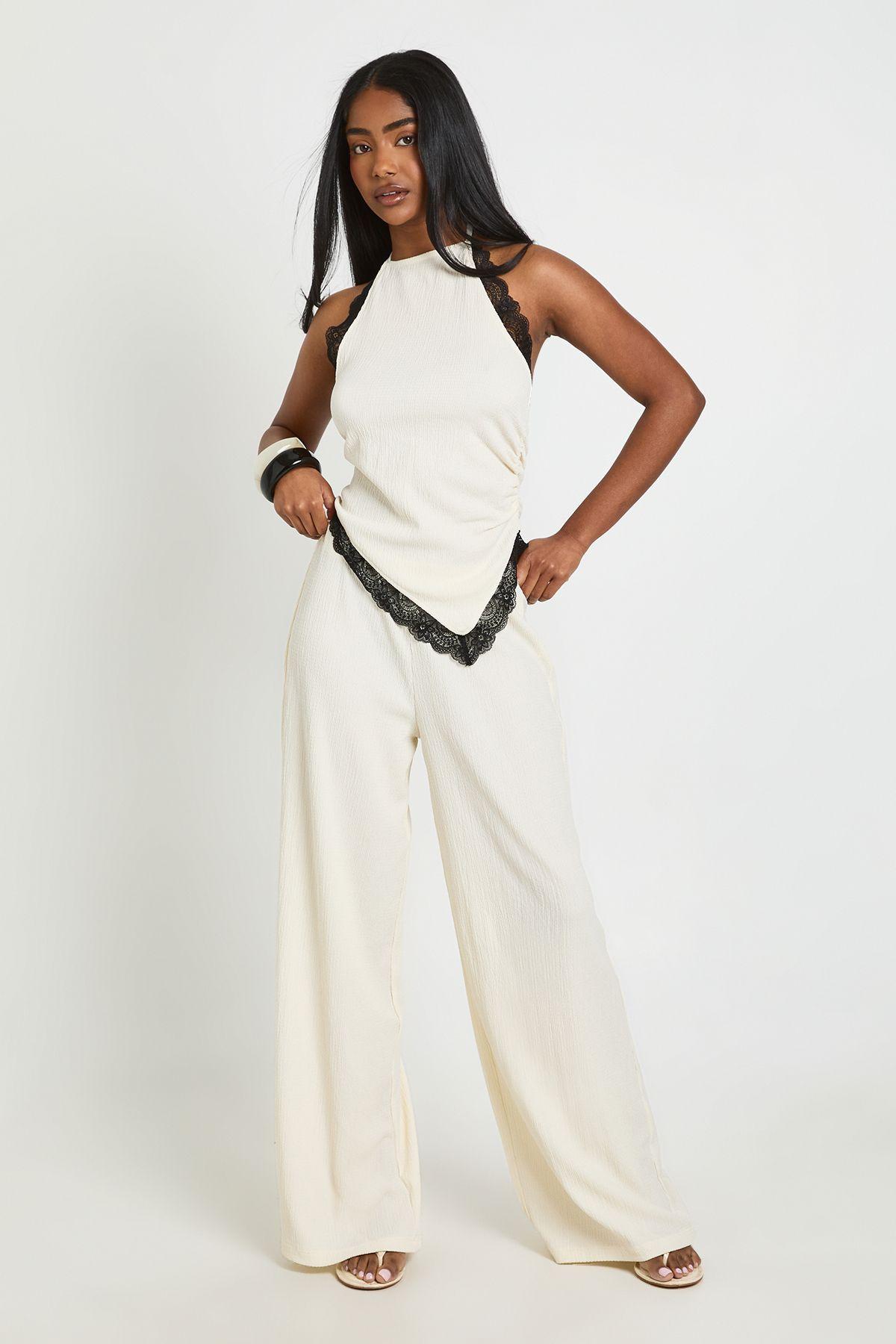 Crinkle Wide Leg Trouser by BOOHOO