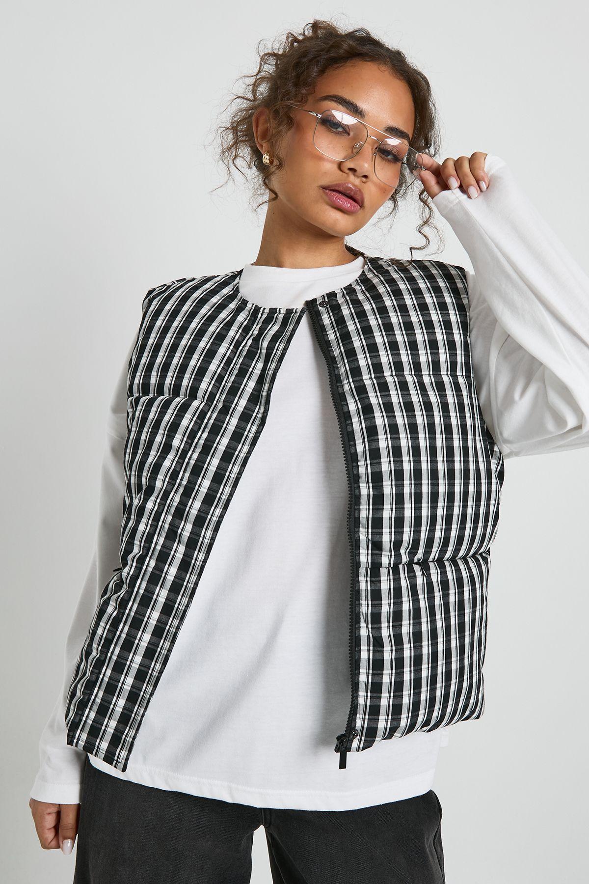 Gingham Puffer Gilet by BOOHOO