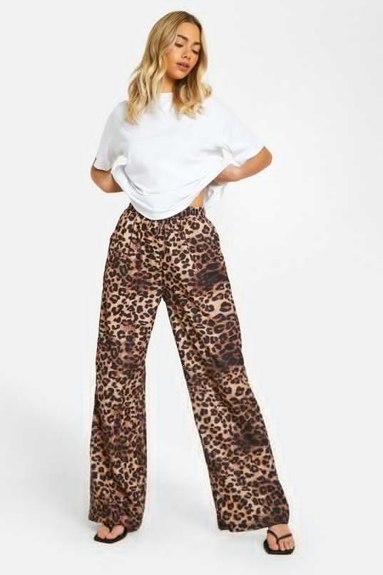 Leopard Wide Leg Tie Waist Trouser by BOOHOO