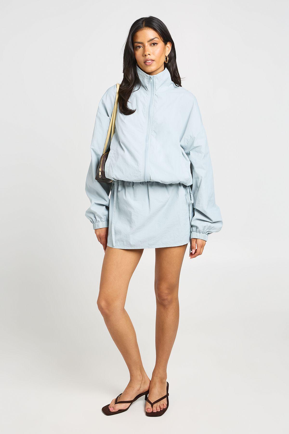 Lightweight Mini Skirt by BOOHOO