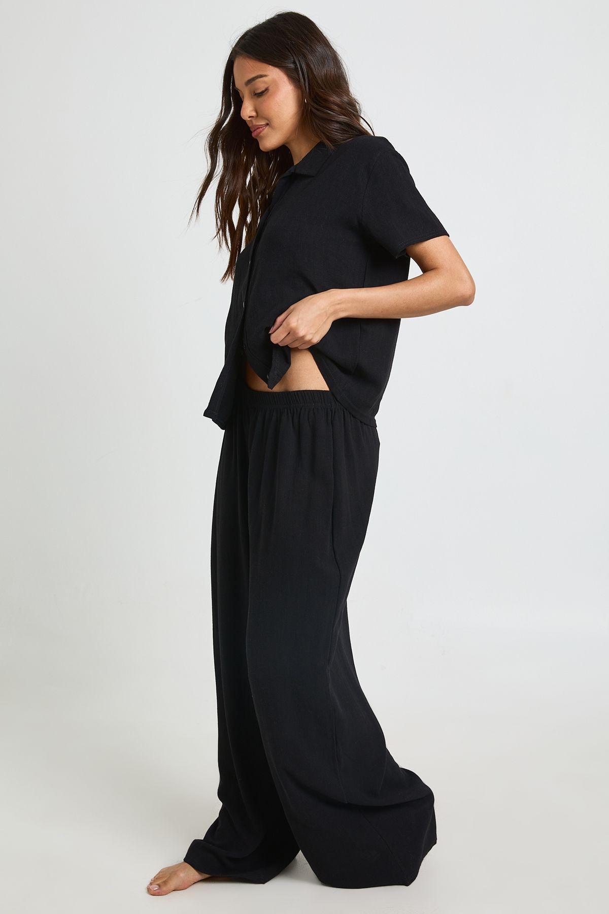 Linen Look Beach Wide Leg Trousers by BOOHOO