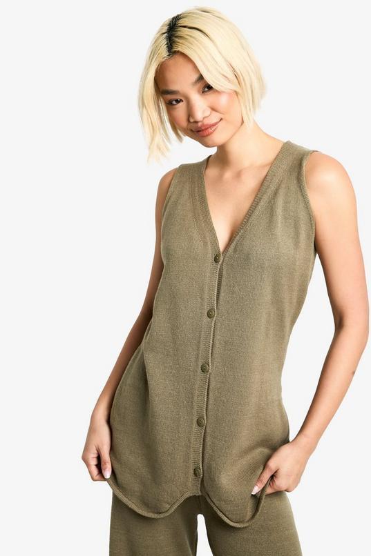 Longline Knitted Waistcoat by BOOHOO
