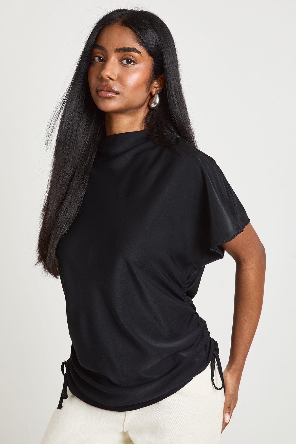 Loose Ruched Side Body Top by BOOHOO