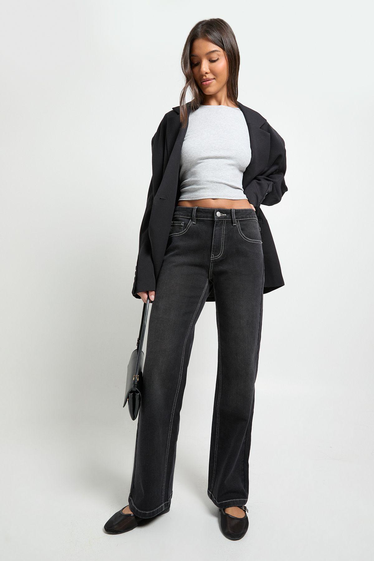 Low Waist Straight Leg Jean by BOOHOO