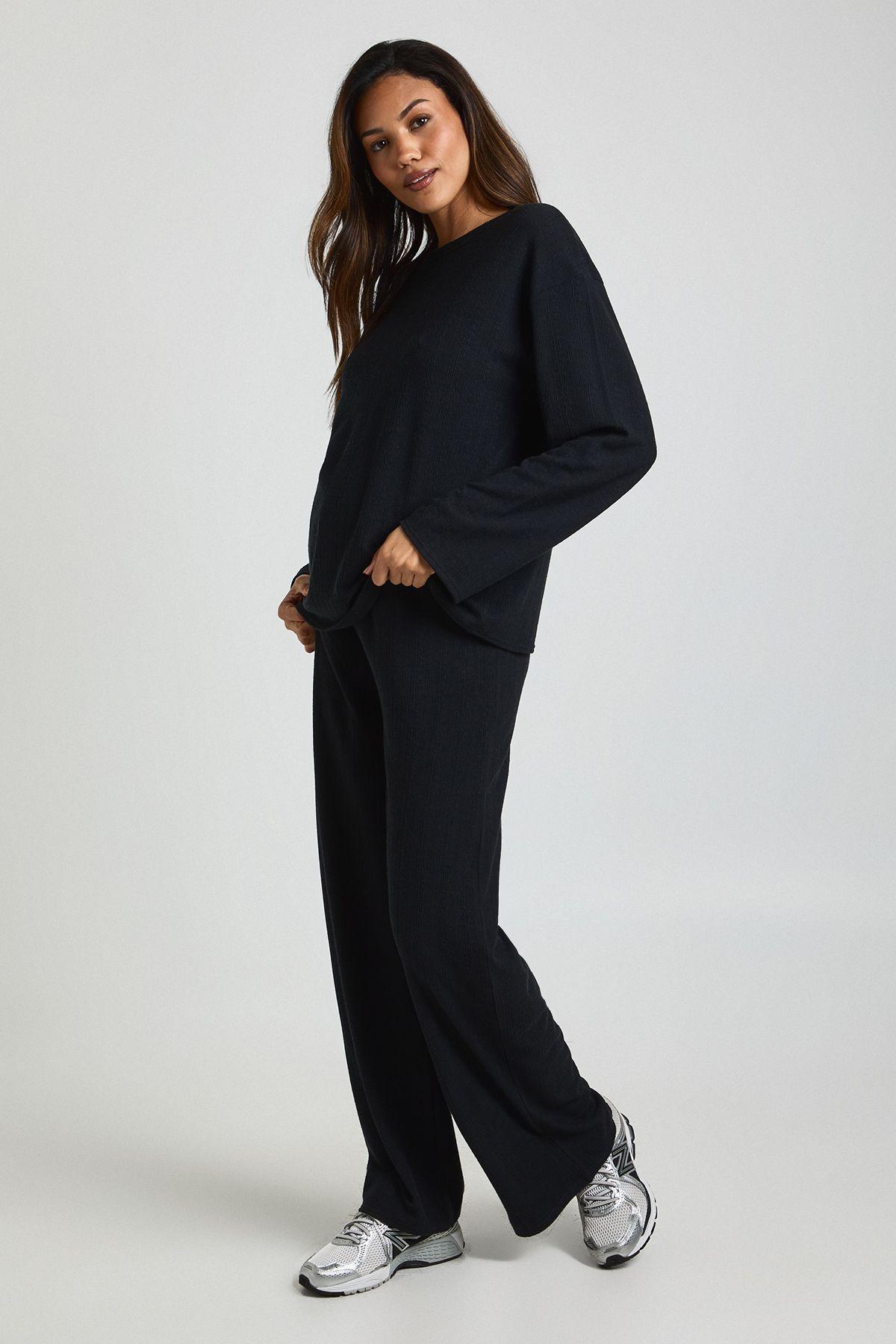 Maternity Long Sleeve T-Shirt & Wide Leg Trouser Co-Ord by BOOHOO