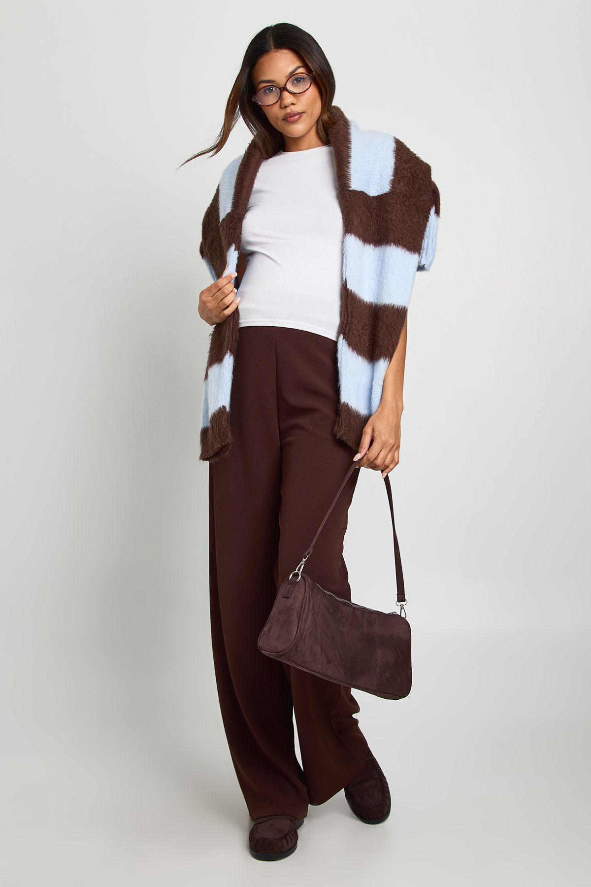 Maternity Tailored Wide Leg Trouser by BOOHOO Maternity Tailored Wide Leg Trouser by BOOHOO