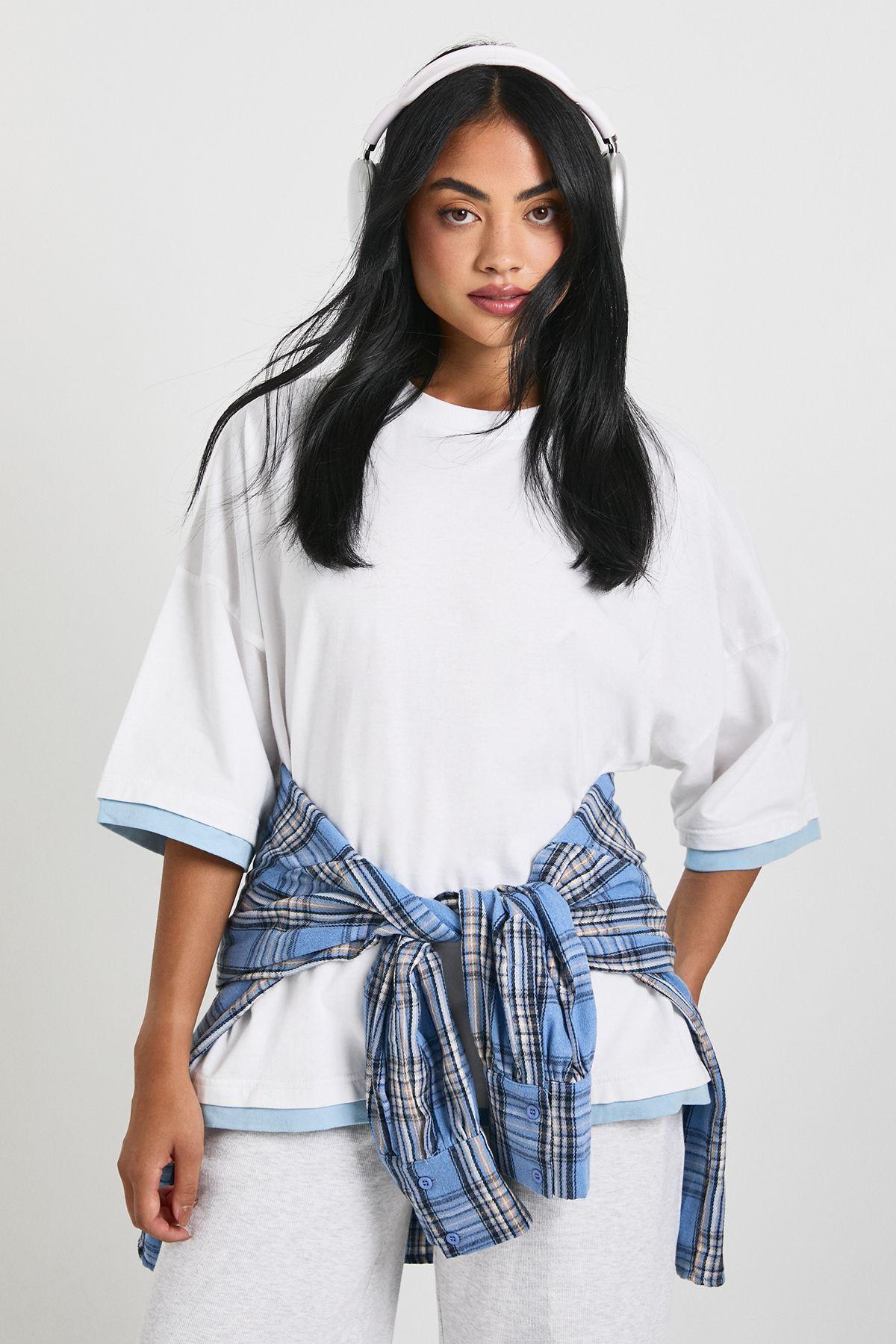 Oversized T-Shirt With Contrast Rib Hem by BOOHOO