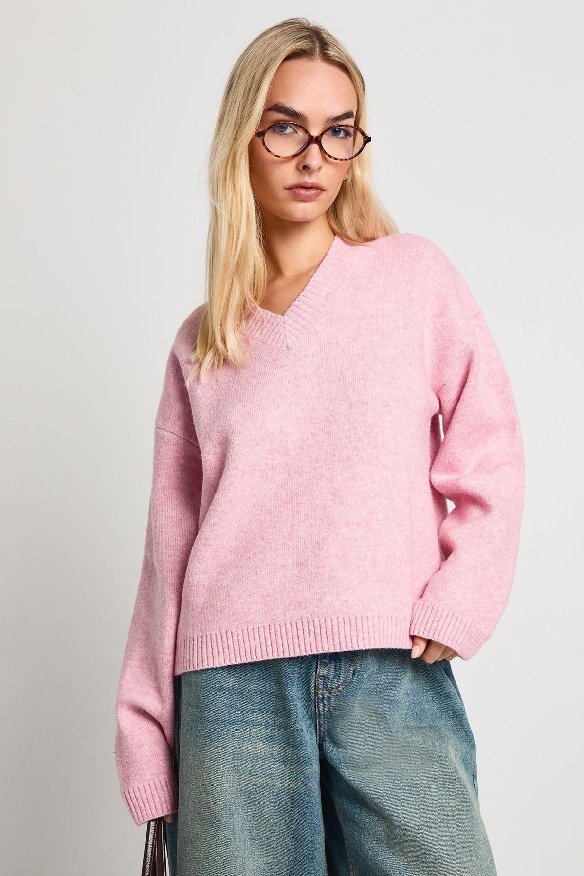 Oversized V Neck Knitted Jumper by BOOHOO