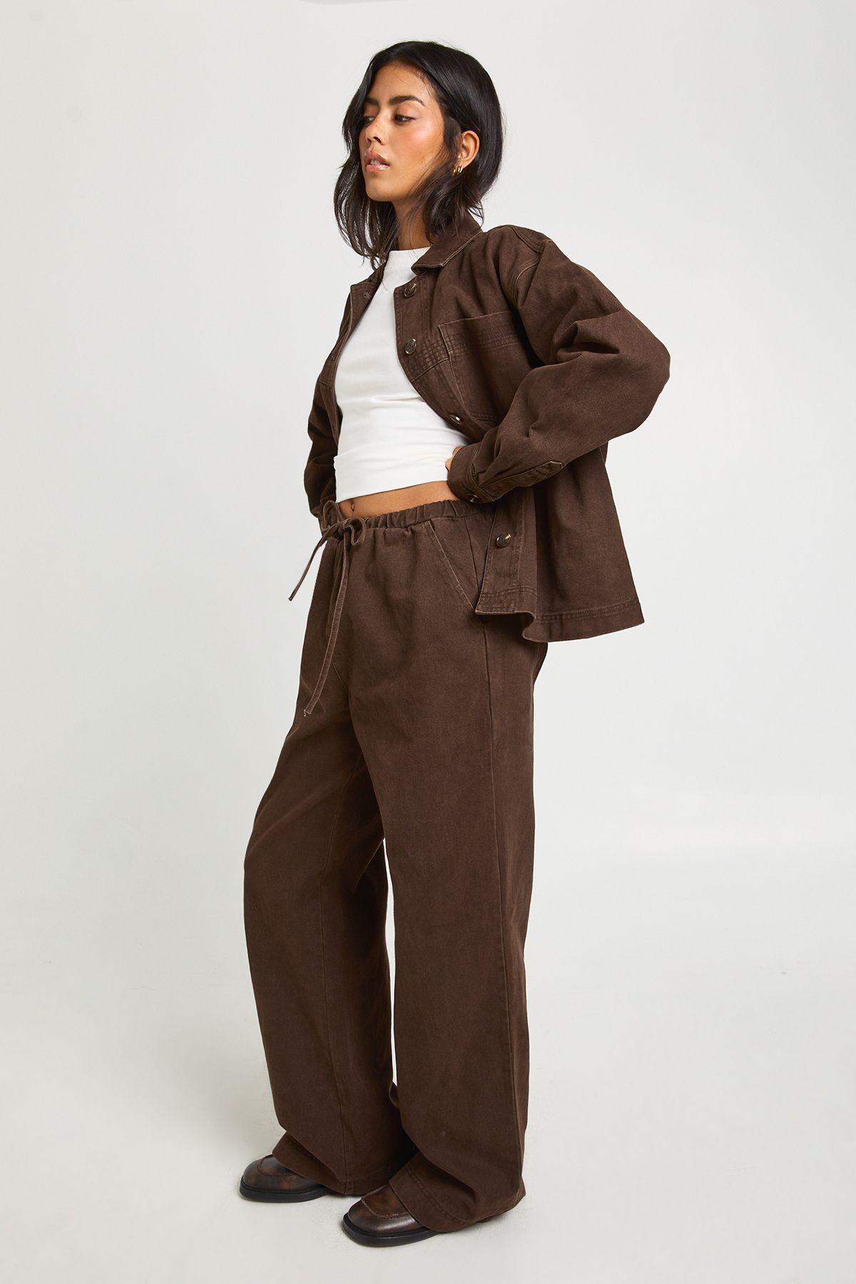Oversized Washed Elasticated Wide Leg Trouser by BOOHOO