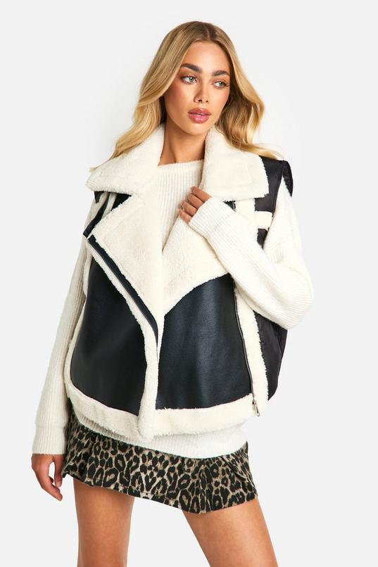 Pannelled Aviator Gilet by BOOHOO
