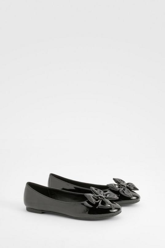 Patent Bow Round Toe Ballerina by BOOHOO
