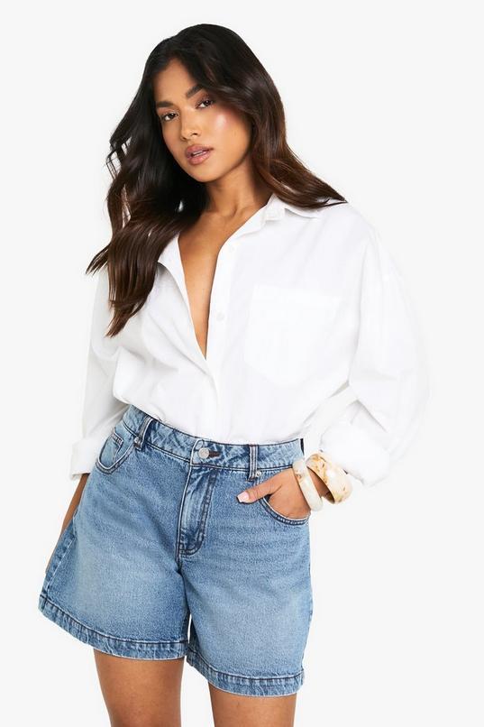 Petite Denim Boyfriend Short by BOOHOO