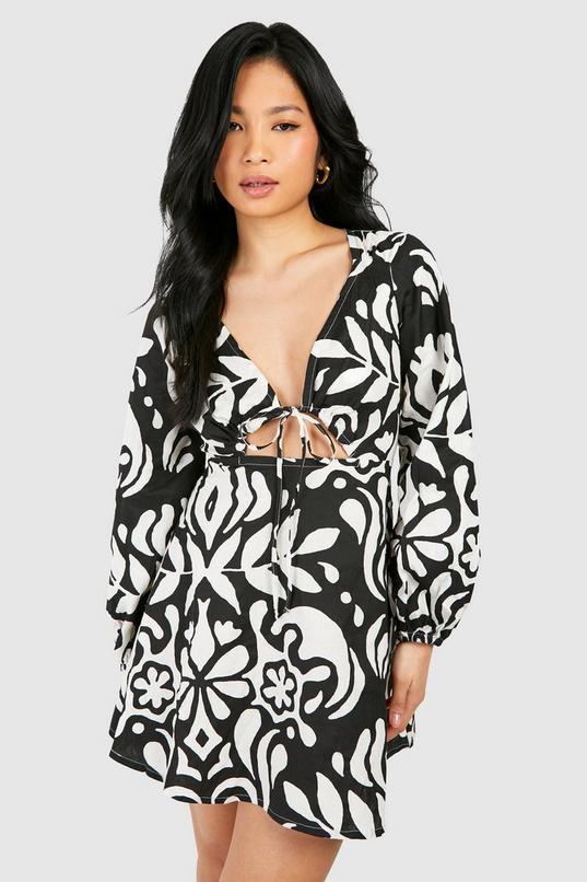 Petite Mono Printed Linen Look Mini Dress by BOOHOO Petite Mono Printed Linen Look Mini Dress by BOOHOO