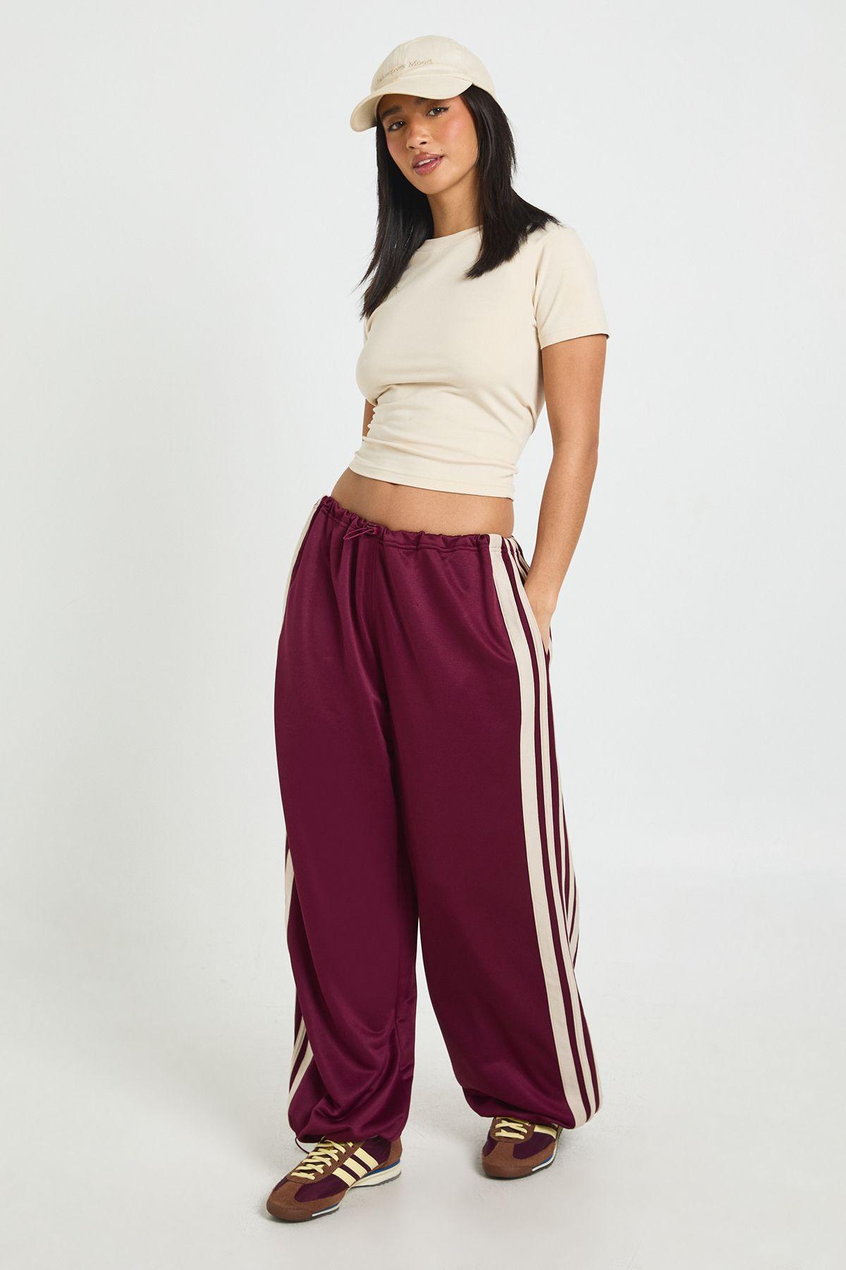 Petite Side Stripe Adjustable Cuff Wide Leg Jogger by BOOHOO