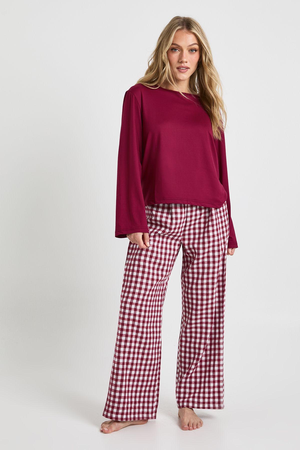 Petite Soft Touch Gingham Long Sleeve Top and Trouser Pyjama Set by BOOHOO