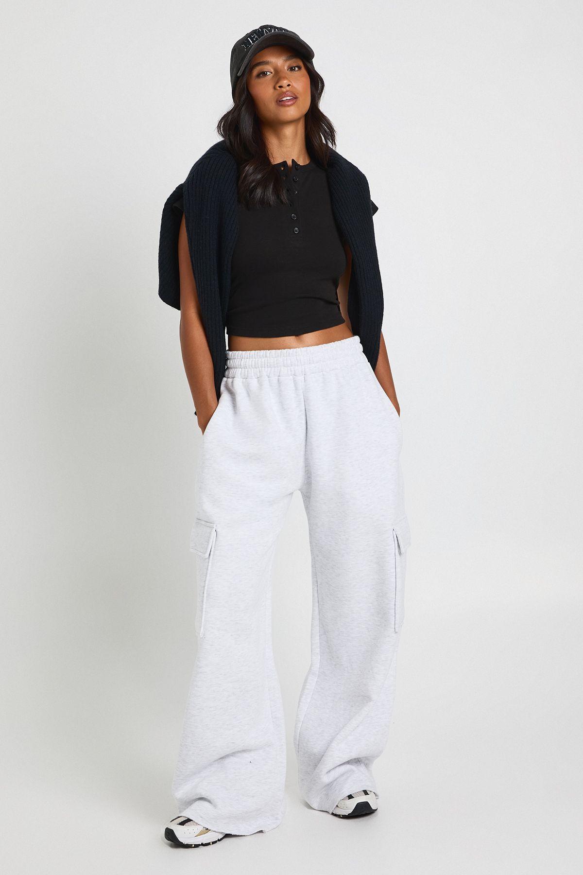 Petite Wide Leg Cargo Joggers by BOOHOO