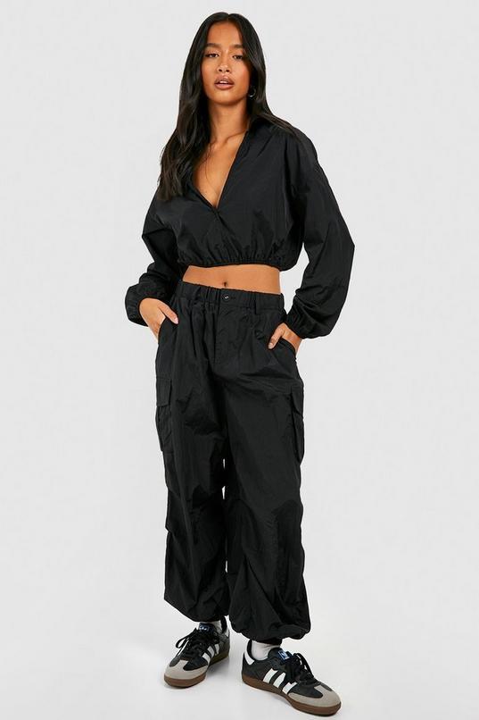 Petite Woven Parachute Cargo Trouser by BOOHOO