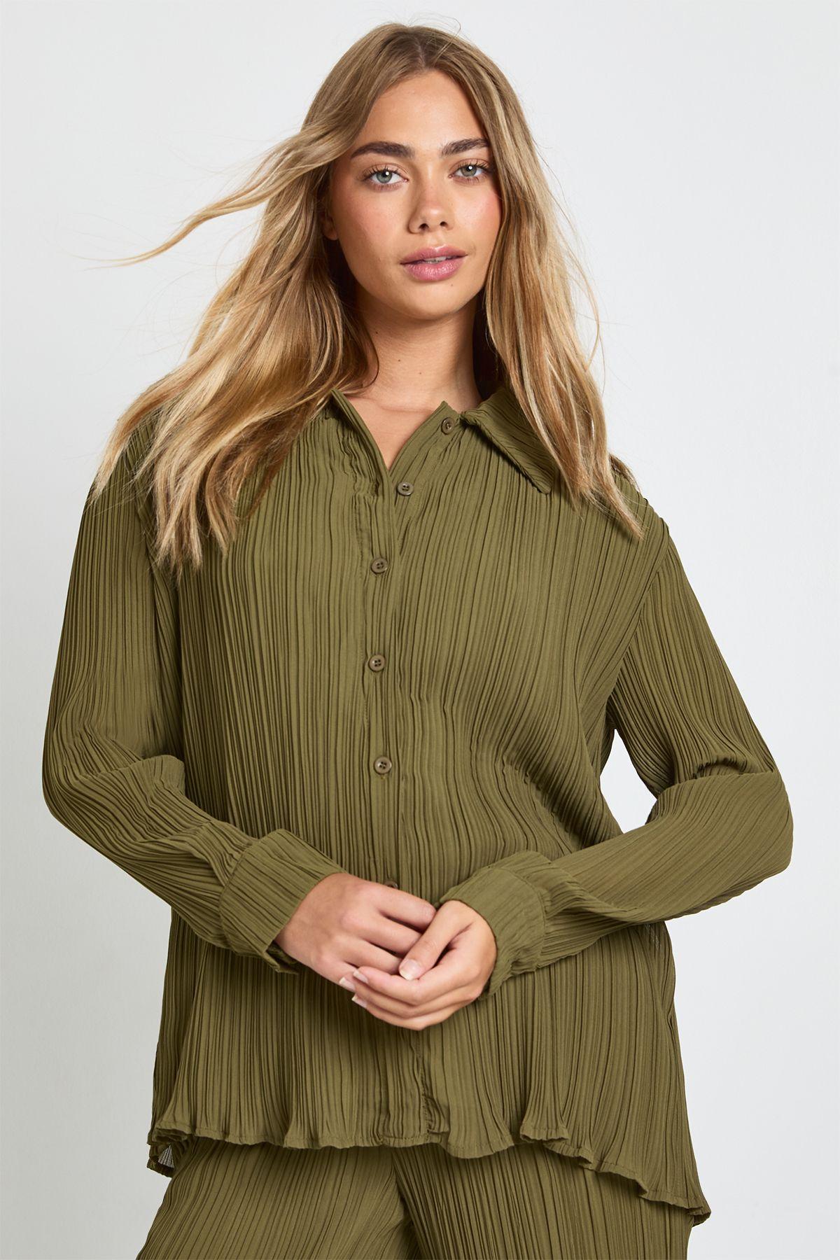 Plisse Oversized Shirt by BOOHOO