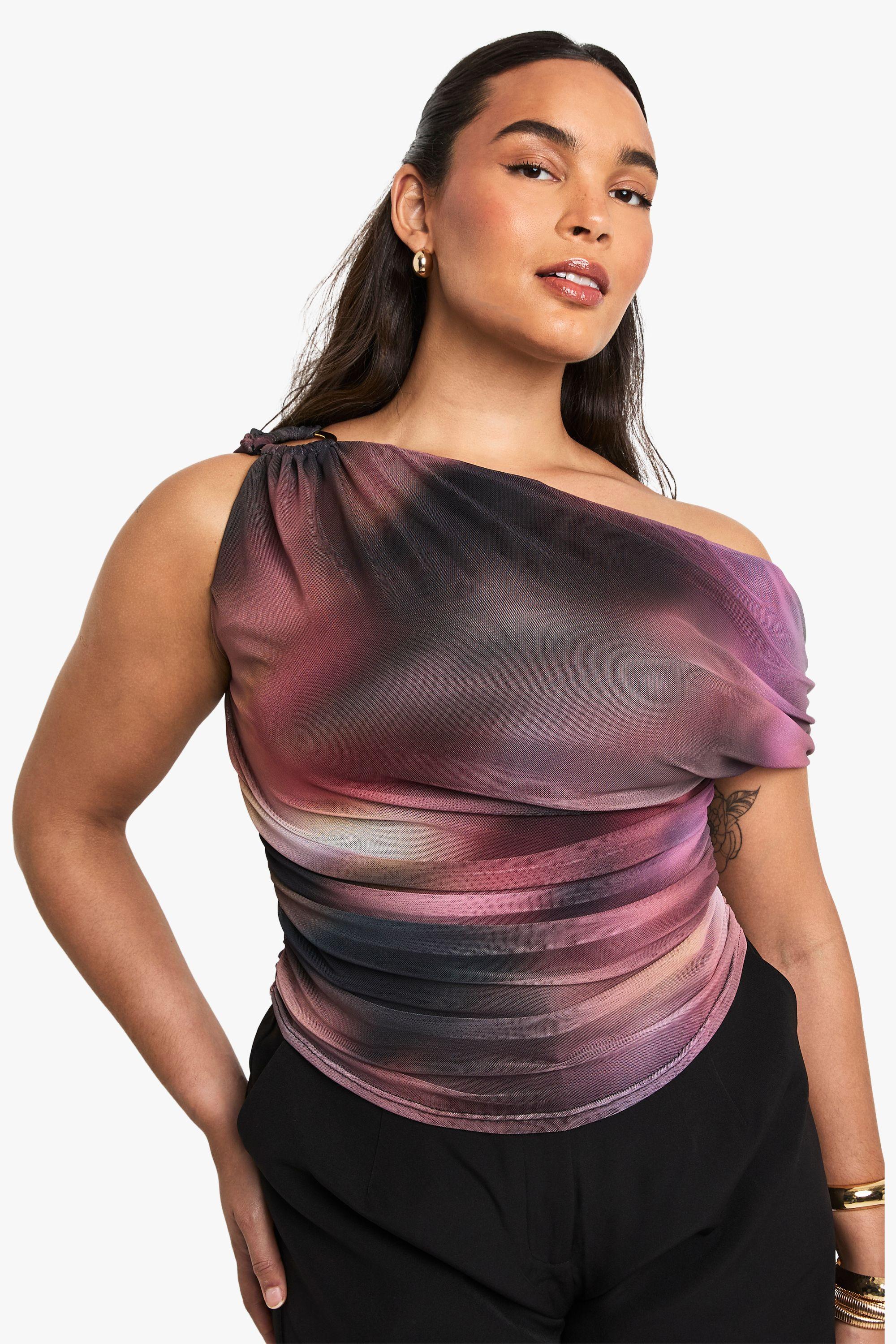 Plus Abstract Asymmetric Ruched Top by BOOHOO