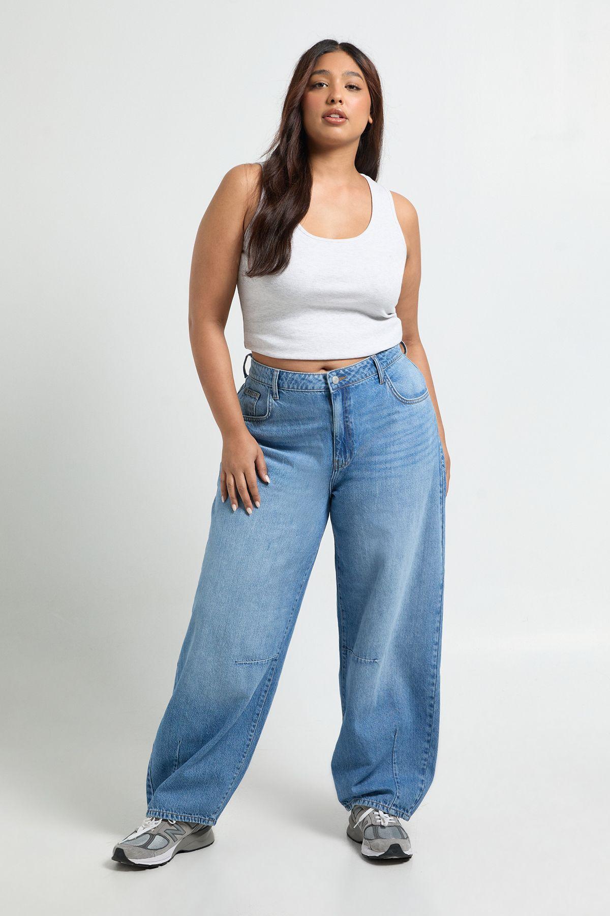 Plus Barrel Fit Jean by BOOHOO