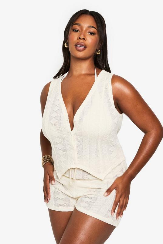 Plus Beach Mix and Match Textured Patterned Short by BOOHOO