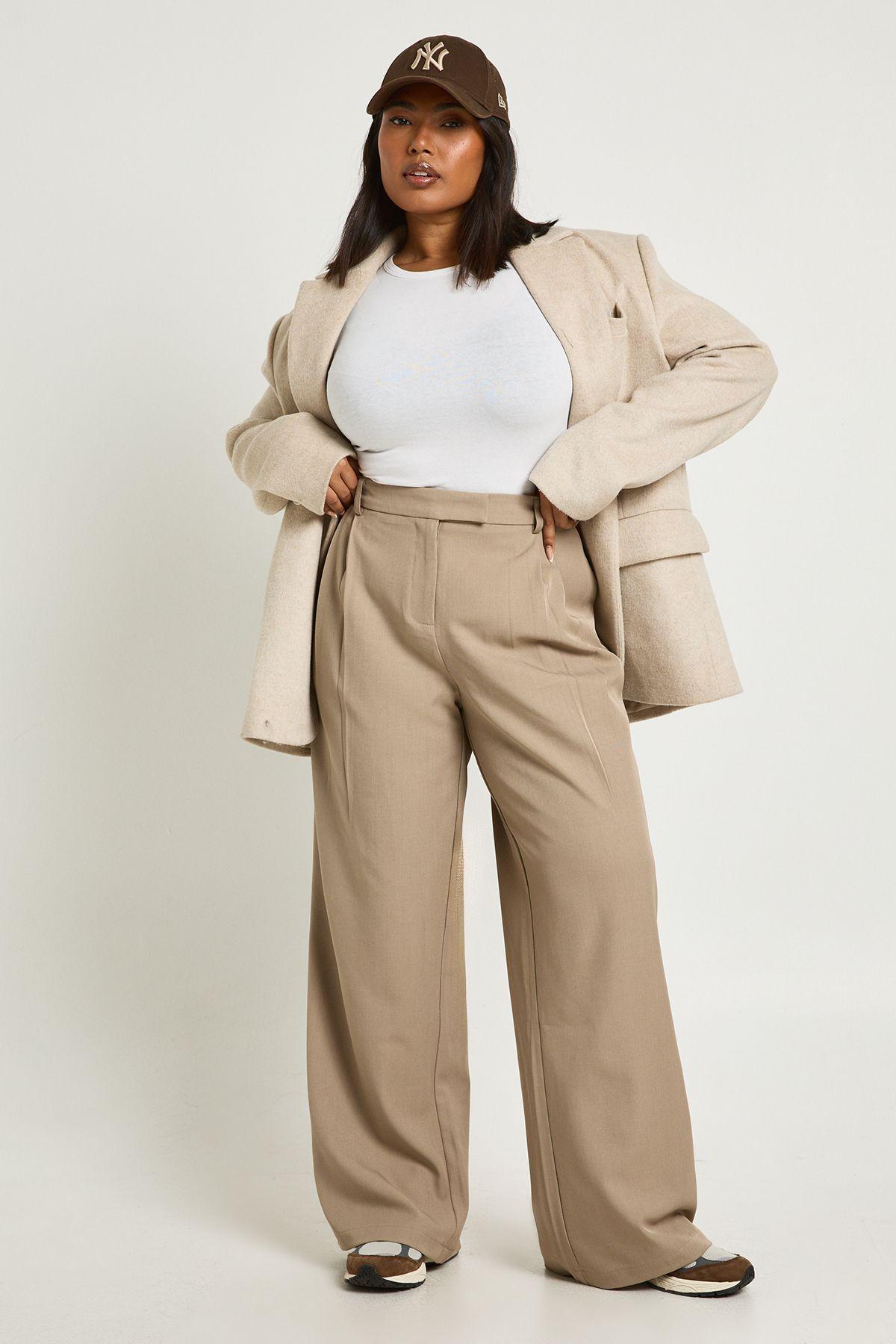 Plus Boohoo Basics Tailored Wide Leg Trouser by BOOHOO
