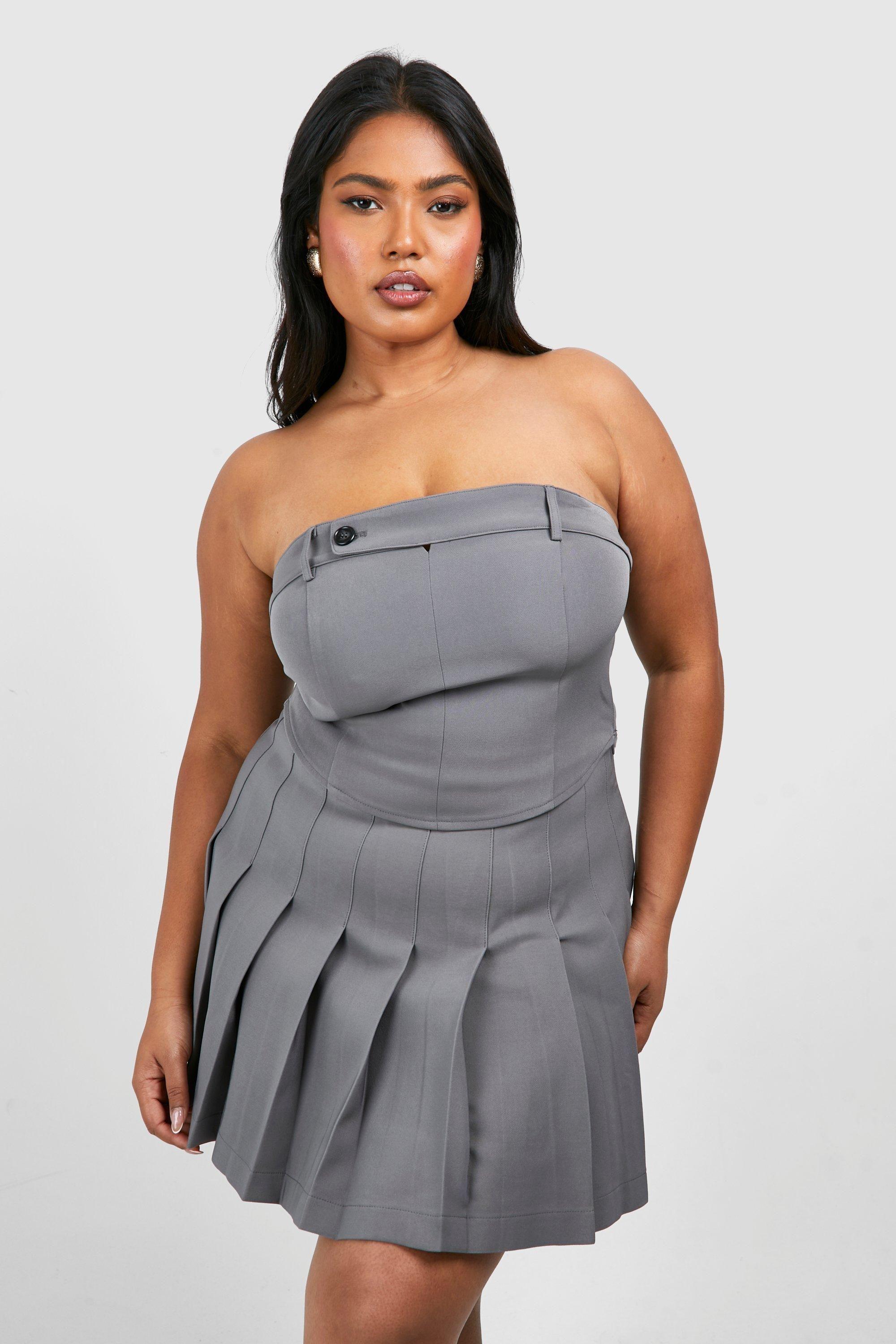 Plus Button Detail Tailored Corset Top by BOOHOO