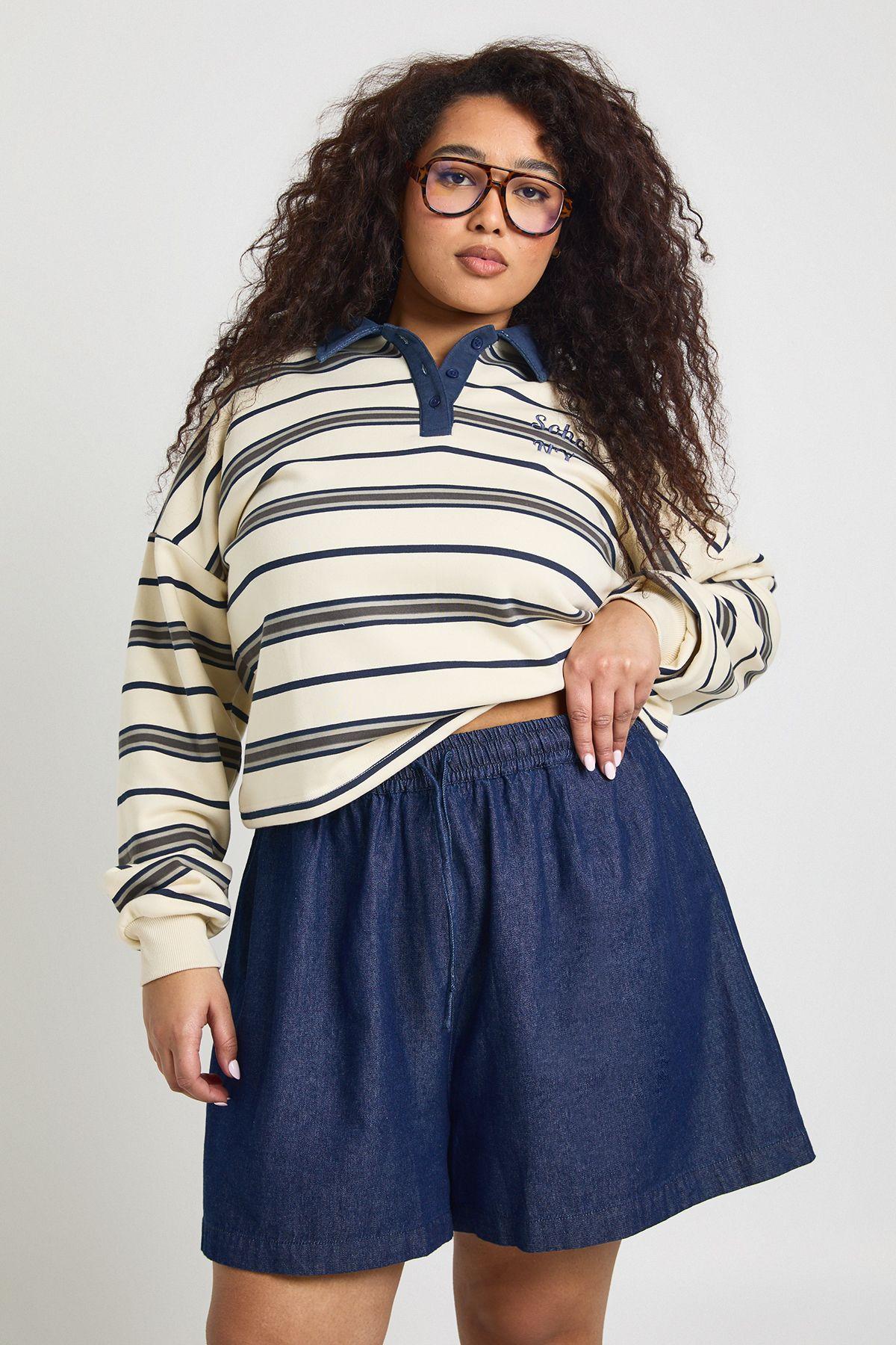 Plus Chambray Boxy  Flippy Short by BOOHOO