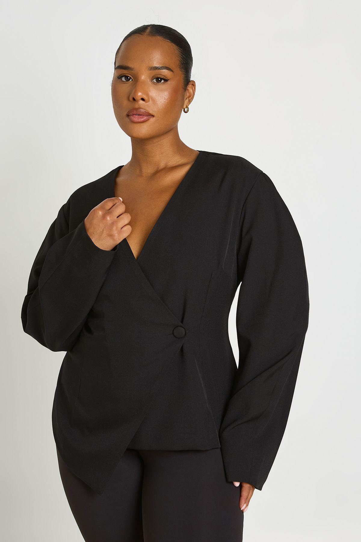 Plus Collarless Cinched Blazer by BOOHOO
