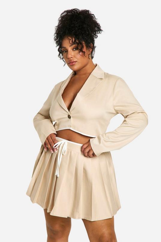 Plus Contrast Binding Pleated Mini Skirt by BOOHOO Plus Contrast Binding Pleated Mini Skirt by BOOHOO